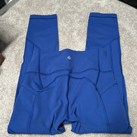 Lululemon women’s size 4 Pace Rival High Rise Crop Leggings 22” - Picture 2 of 4